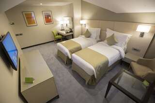 Отель Ararat Resort Tsaghkadzor Цахкадзор Стандартный двухместный номер с 2 отдельными кроватями-4